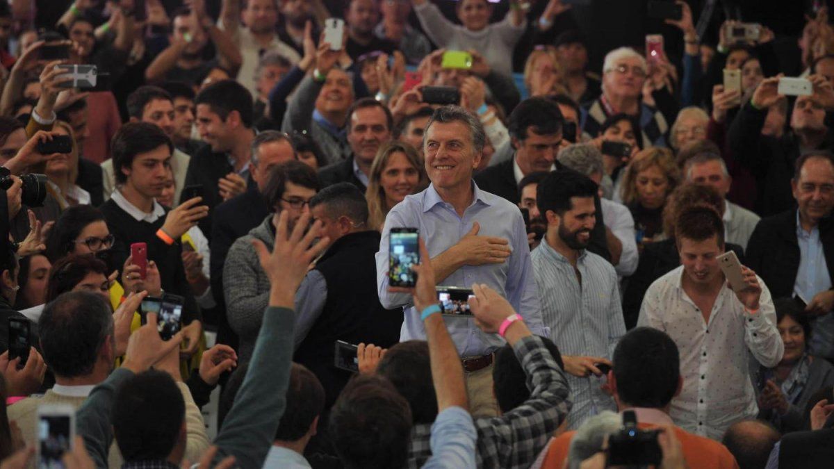 En campaña, Macri criticó al kirchnerismo y llamó a “volver a derrotar al miedo”