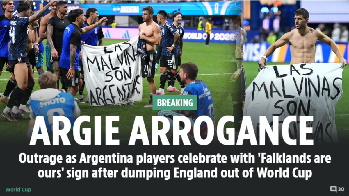 The Sun hizo hincapié en el festejo de los jugadores argentinos con la bandera “Las Malvinas son Argentinas”, una de las imágenes más comentadas tras la clasificación a la final. The Sun hizo hincapié en el festejo de los jugadores argentinos con la bandera “Las Malvinas son Argentinas”, una de las imágenes más comentadas tras la clasificación a la final.