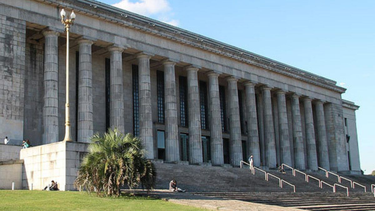 La UBA cumple 200 años y se realizará un concierto a modo de celebración con grandes figuras de la música. 