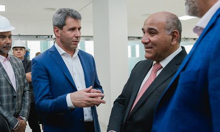 El máximo Tribunal hizo lugar al reclamo de la oposición que impugnaba las candidaturas de Juan Manzur a vicegobernador de Tucumán y Sergio Uñac por la reelección en San Juan. El máximo Tribunal hizo lugar al reclamo de la oposición que impugnaba las candidaturas de Juan Manzur a vicegobernador de Tucumán y Sergio Uñac por la reelección en San Juan.