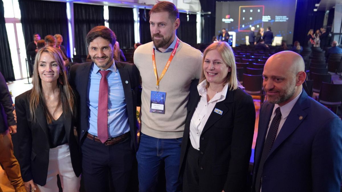 El exjugador de la NBA y campeón olímpico santafesino en Atenas 2004