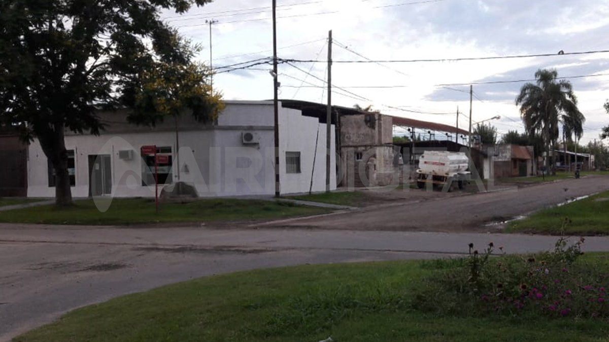 La comuna se encuentra ubicada en avenida San Martín al 196