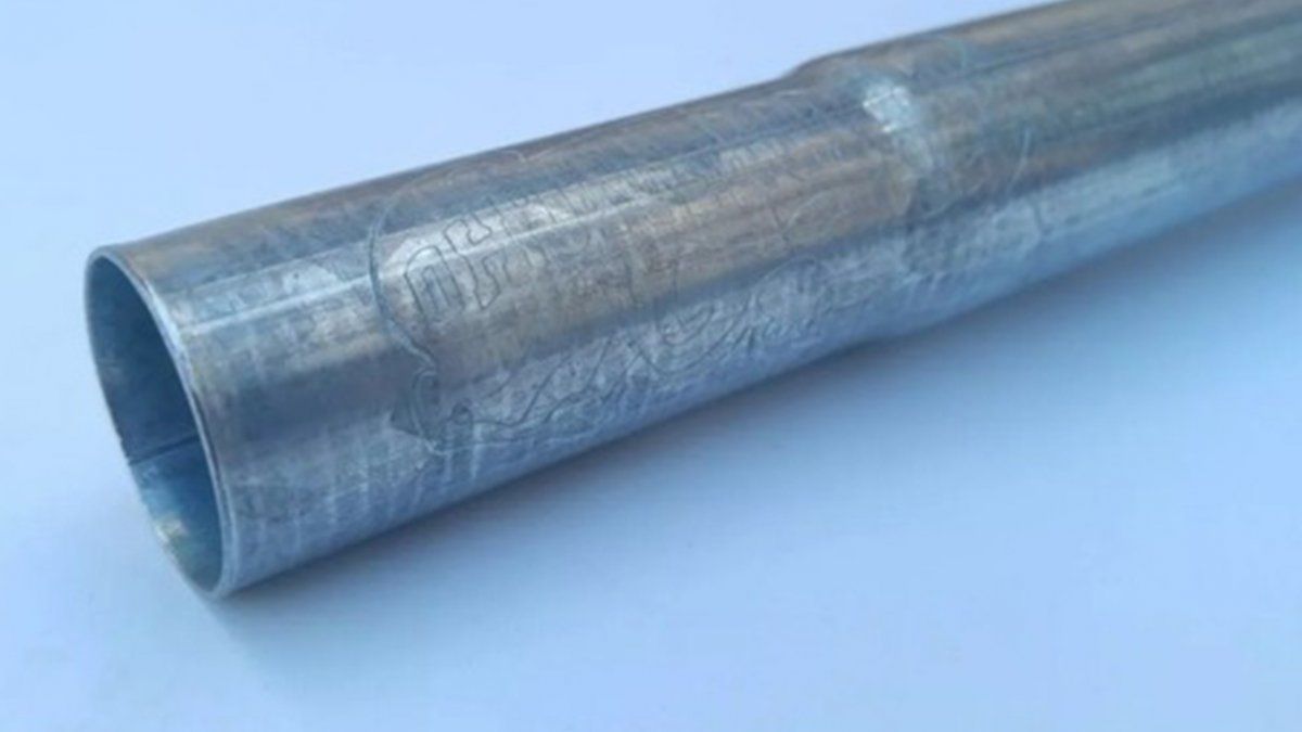 El caño utilizado tiene una longitud de 60 centímetros.