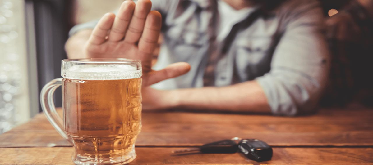 El consumo de alcohol desde una edad temprana es una práctica social permitida e incluso exigida en ciertos círculos, propiciando que cada persona beba en promedio 8,4 litros de alcohol puro al año.