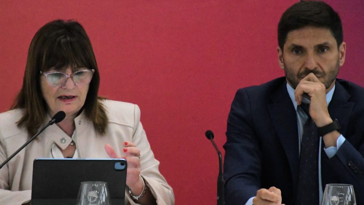 Maximiliano Pullaro junto a Patricia Bullrich en la rueda de prensa de Rosario. Maximiliano Pullaro junto a Patricia Bullrich en la rueda de prensa de Rosario.