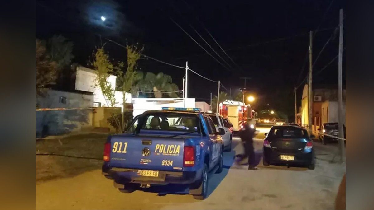 El confuso suceso sacudió a la localidad de Cañada de Gómez durante la noche del domingo.