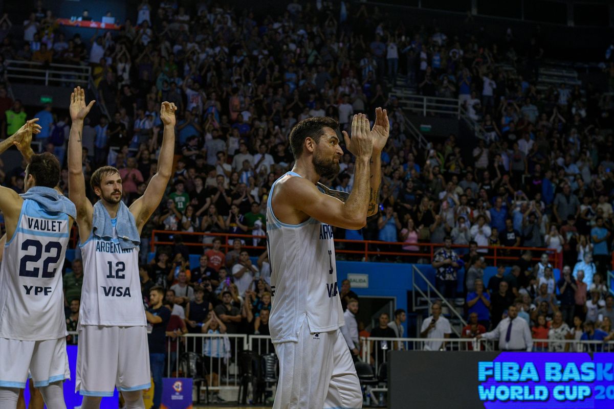 La Selección Argentina de básquet derrotó a Canadá y quedó a un paso de la clasificación al Mundial 2023.