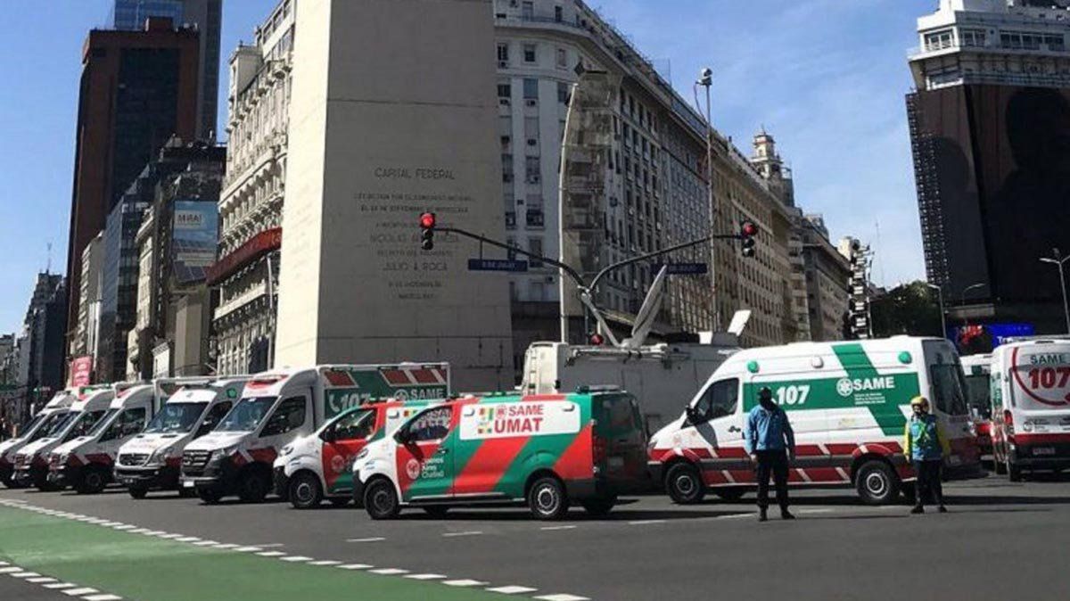 Con ambulancias