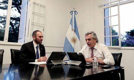 Aire de Santa Fe | Alberto Fernández y Martín Guzmán.jpg
