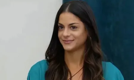 Emily Lucius está muy ofendida. Emily Lucius está muy ofendida.