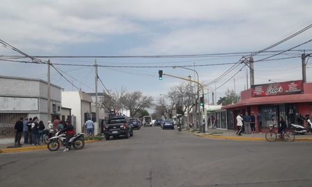 Rafaela: mataron de un balazo a un adolescente en medio de una pelea entre vecinos Rafaela: mataron de un balazo a un adolescente en medio de una pelea entre vecinos