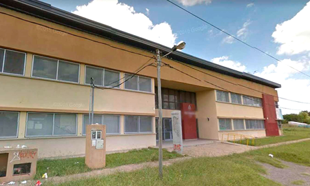 El insólito comunicado que recibieron los maestros de una escuela cuando se quejaron por el frío: El cuerpo irradia calor El insólito comunicado que recibieron los maestros de una escuela cuando se quejaron por el frío: El cuerpo irradia calor