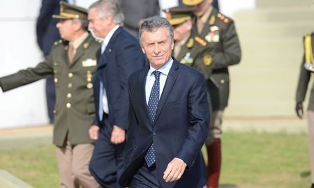 lanzan plan de reforma de las fuerzas armadas lanzan plan de reforma de las fuerzas armadas