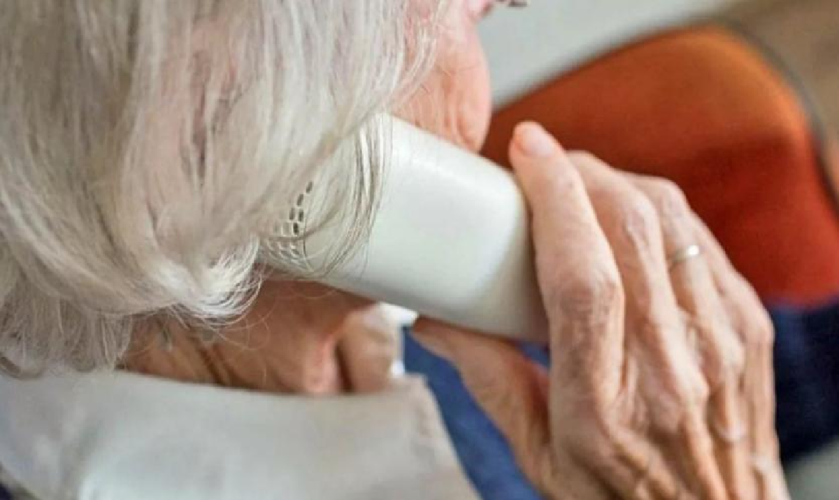 Una mujer de 70 años fue víctima de la "estafa de la grúa"