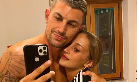 Luifa Galesio junto a su novia italiano. Luifa Galesio junto a su novia italiano.