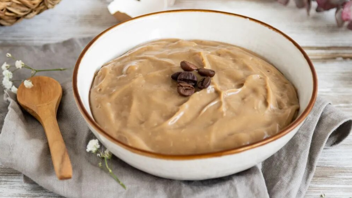 Cómo hacer crema pastelera de dulce de leche: la receta con pocos ingredientes para rellenar todos tus postres