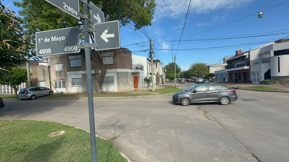Vecinos de Fomento 9 de Julio denunciaron nuevos robos de flexibles de gas en calle 1º de Mayo de Santa Fe.&nbsp;