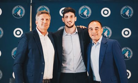 Leandro Bolmaro firmó contrato con Minnesota Timberwolves y habló después de hacerse oficial su arribo a la NBA. Leandro Bolmaro firmó contrato con Minnesota Timberwolves y habló después de hacerse oficial su arribo a la NBA.