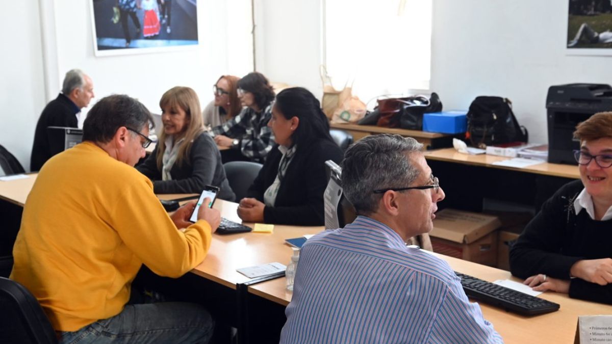 Los horarios de atención son de lunes a viernes de 7:30 a 17