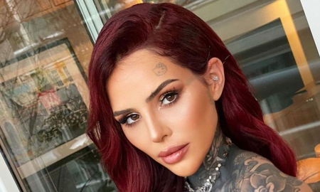 La influencer acudió a sus redes sociales para hacerse varias preguntas, y dejar sentada su opinión sobre el covid y la nueva ola de contagios. La influencer acudió a sus redes sociales para hacerse varias preguntas, y dejar sentada su opinión sobre el covid y la nueva ola de contagios.