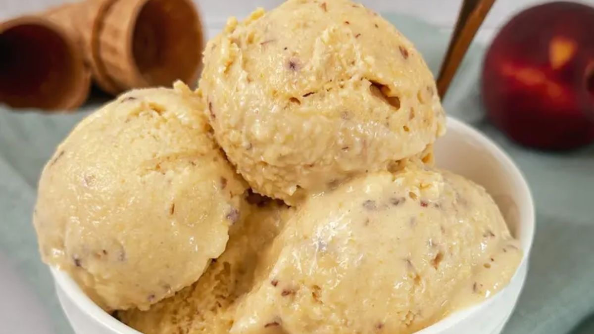 Podés recrear esta receta de helado de durazno y banana en casa en pocos minutos.&nbsp;