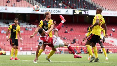 Terminó la Premier League: dos argentinos descendieron y otros clasificaron a la Europa League