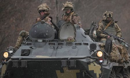 La OTAN advirtió que la guerra en Ucrania podría durar meses, incluso años. La OTAN advirtió que la guerra en Ucrania podría durar meses, incluso años.
