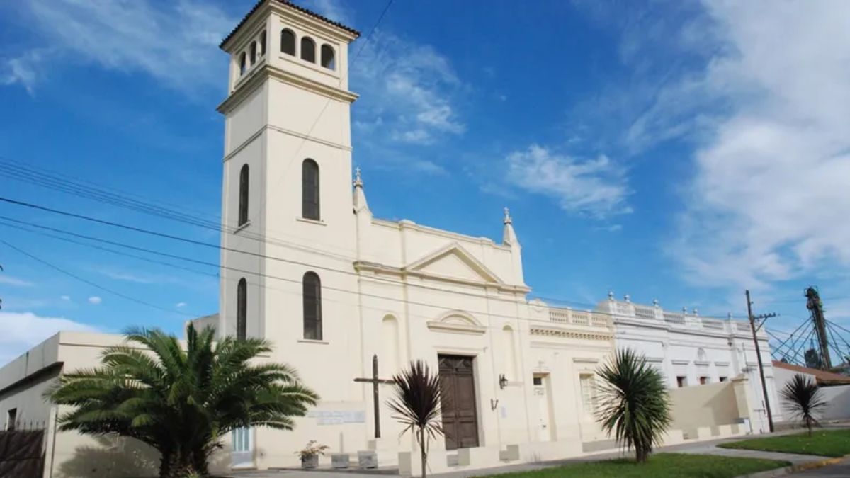 La Casona del Fiambre fue fundada en 1986 y ganó prestigio por la calidad de sus embutidos caseros. La Casona del Fiambre fue fundada en 1986 y ganó prestigio por la calidad de sus embutidos caseros.
