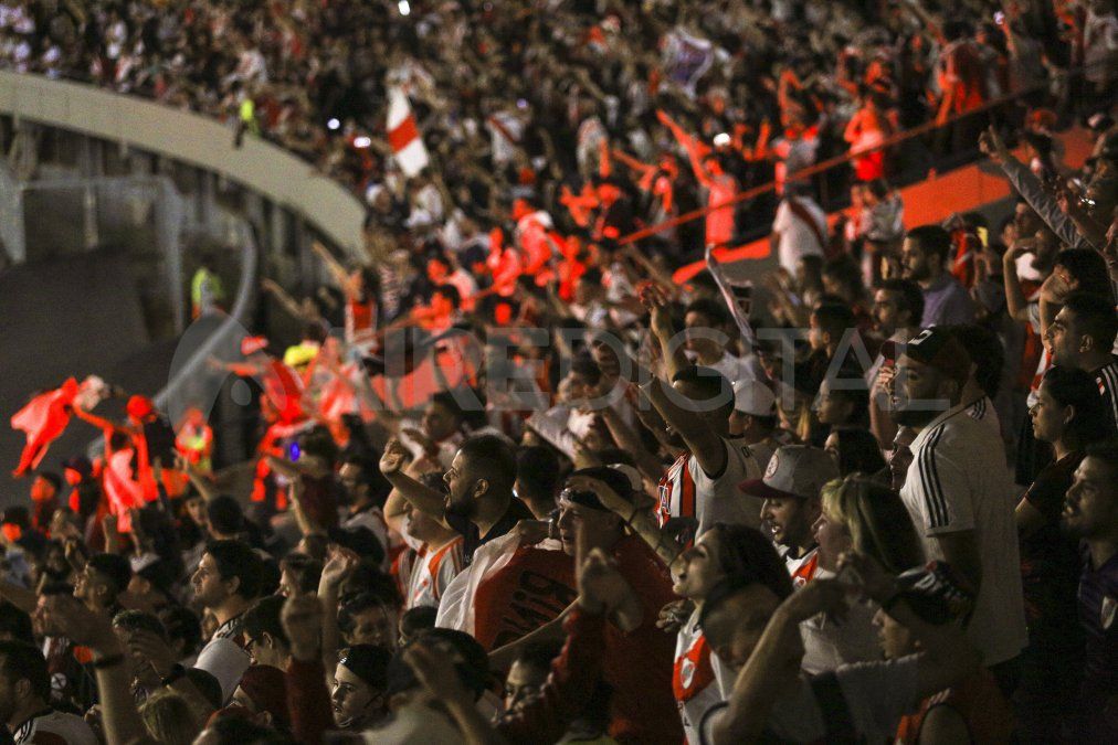 En un imponente marco con miles de hinchas millonarios, River festejó el aniversario de "la final más hermosa del mundo". 