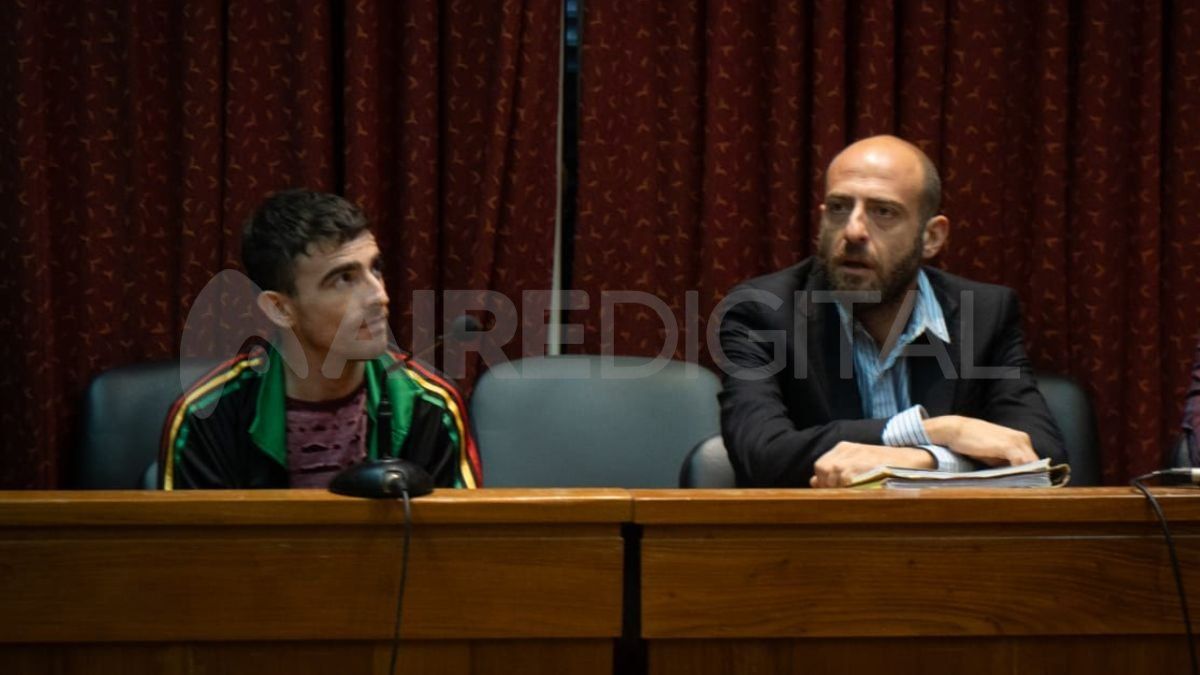 Barrero junto con su abogado, Nicolás Mosconi, del Servicio Público de la Defensa Penal. Barrero junto con su abogado, Nicolás Mosconi, del Servicio Público de la Defensa Penal. 