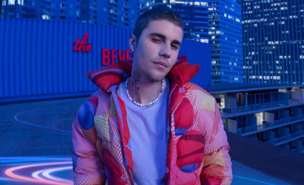 El artista canadiense presentó Peaches