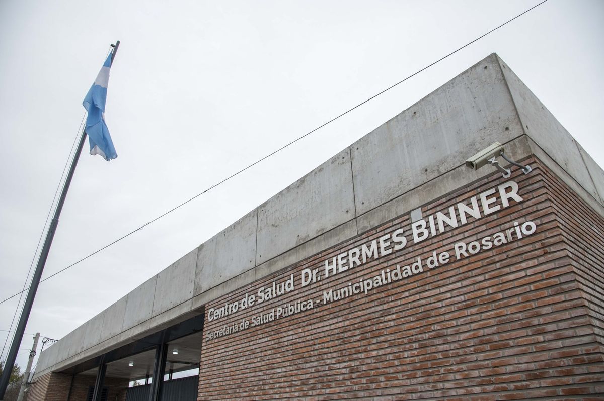 El frente del nuevo centro de salud, que lleva el nombre del ex Gobernador de la provincia de Santa Fe. El frente del nuevo centro de salud, que lleva el nombre del ex Gobernador de la provincia de Santa Fe.