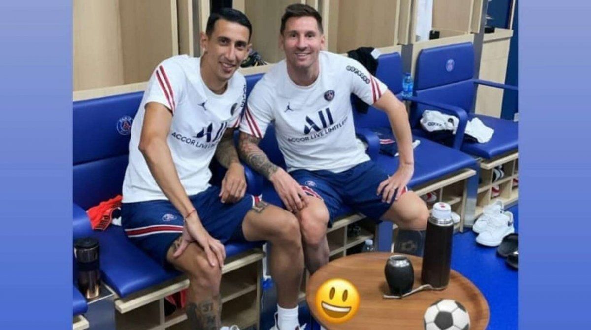 Ángel Di María posteó una foto en sus historias de Instagram y reveló varios detalles de la intimidad del vestuario del PSG. &nbsp;
