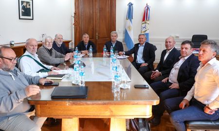 El gobierno logró cerrar las discusiones salariales del primer semestre. El gobierno logró cerrar las discusiones salariales del primer semestre.