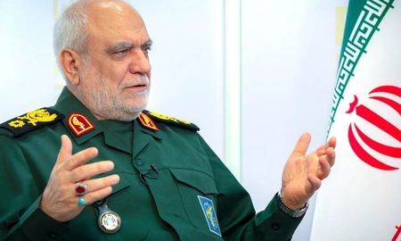 Irán confirmó la muerte de su jefe de inteligencia tras un ataque aéreo de Israel. Irán confirmó la muerte de su jefe de inteligencia tras un ataque aéreo de Israel.