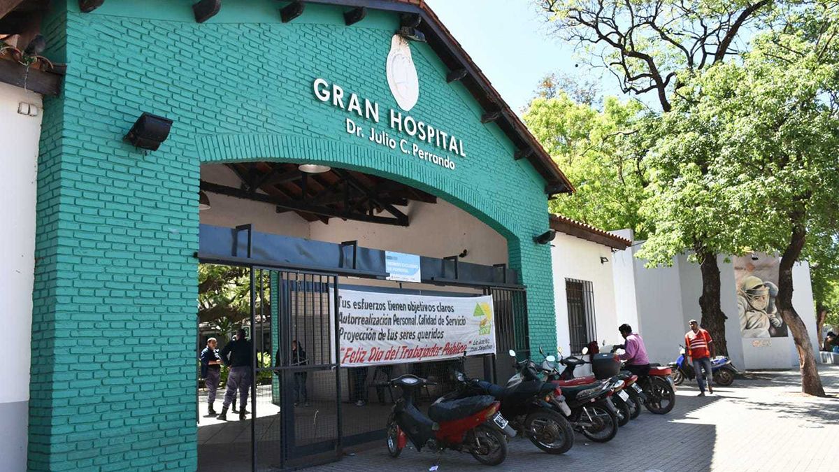 El hombre permaneció dos semanas en el Hospital Perrando, de Resistencia, en donde recibía asistencia respiratoria durante su internación. El hombre permaneció dos semanas en el Hospital Perrando, de Resistencia, en donde recibía asistencia respiratoria durante su internación.