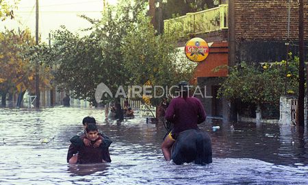 La tragedia hídrica afectó de manera directa a más de 130 mil vecinos y vecinas del oeste de la ciudad en 2003. La tragedia hídrica afectó de manera directa a más de 130 mil vecinos y vecinas del oeste de la ciudad en 2003.