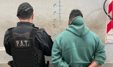 Una presentación realizada ante la Justicia por la delegación rosarina del Servicio Público Provincial de Defensa Penal de Santa Fe advierte sobre detenciones arbitrarias de la policía. Una presentación realizada ante la Justicia por la delegación rosarina del Servicio Público Provincial de Defensa Penal de Santa Fe advierte sobre detenciones arbitrarias de la policía.