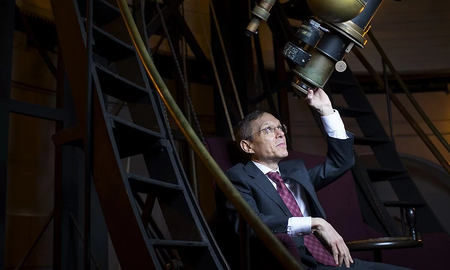 Un astrónomo de Harvard afirma que una nave alienígena visitó el planeta tierra Un astrónomo de Harvard afirma que una nave alienígena visitó el planeta tierra