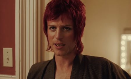 Johnny Flynn interpreta a David Bowie en la película biográfica Stardust. Johnny Flynn interpreta a David Bowie en la película biográfica Stardust.
