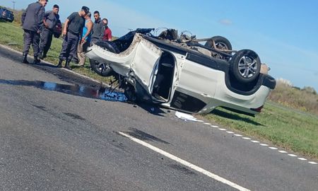 El accidente fatal ocurrido en la autopista Rosario–Santa Fe dejó dos personas fallecidas y varios heridos El accidente fatal ocurrido en la autopista Rosario–Santa Fe dejó dos personas fallecidas y varios heridos