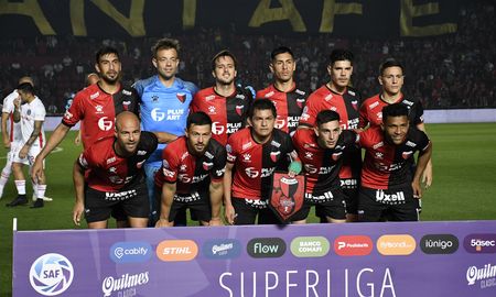 colon vuelve a los entrenamientos con la mente puesta en estudiantes (lp) colon vuelve a los entrenamientos con la mente puesta en estudiantes (lp)
