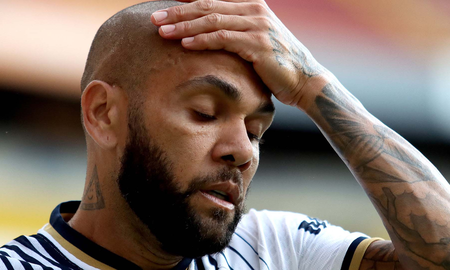 Una prueba de ADN incrimina aún más a Dani Alves y derriba por completo toda su coartada Una prueba de ADN incrimina aún más a Dani Alves y derriba por completo toda su coartada
