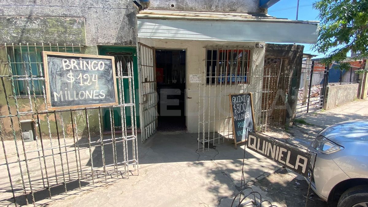 Robaron en una agencia de quiniela en Castañaduy 6800.