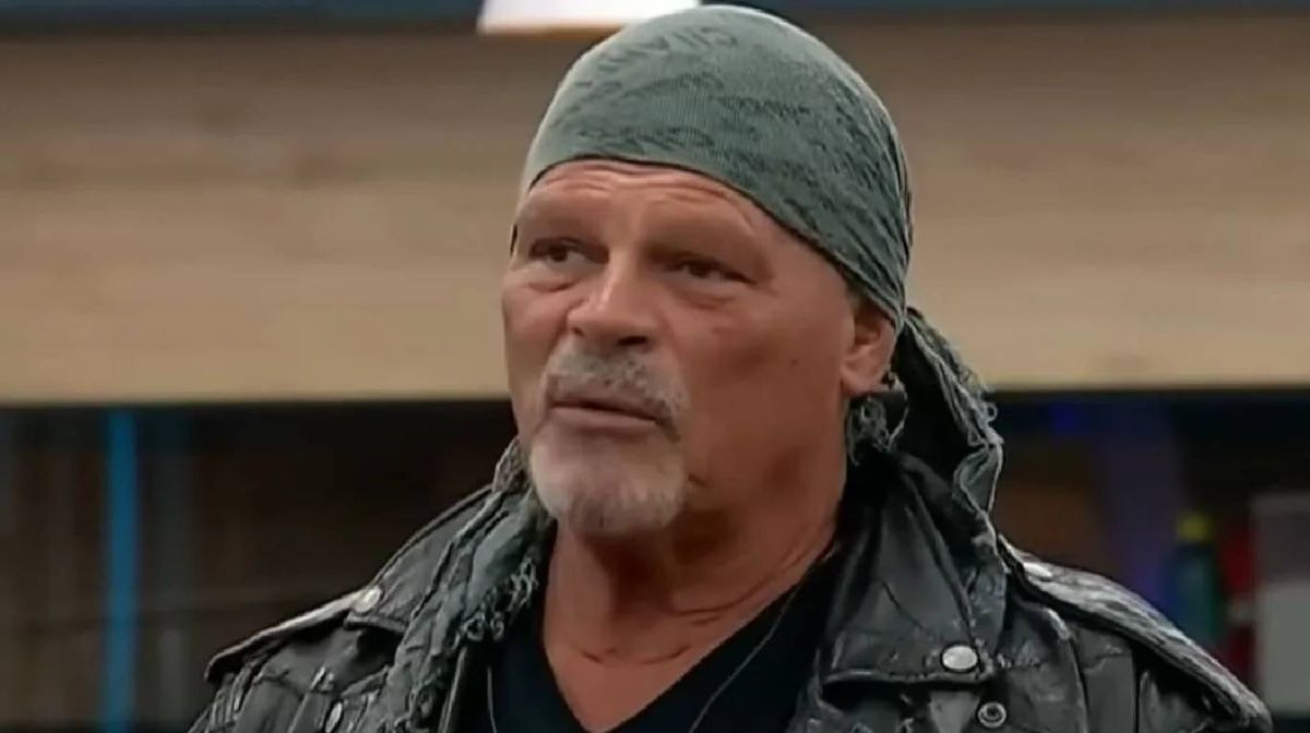 Alfa de Gran Hermano volverá al sanatorio. Alfa de Gran Hermano volverá al sanatorio.