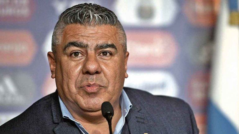 Chiqui Tapia se presentará este martes en CONMEBOL para defender a Messi