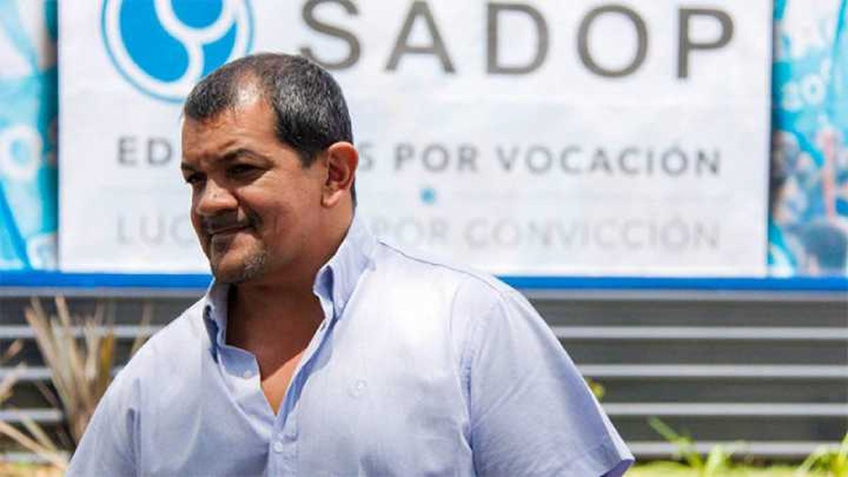Martín Lucero, secretario general de la Seccional Rosario del Sindicato de Docentes Privados (SADOP). Martín Lucero, secretario general de la Seccional Rosario del Sindicato de Docentes Privados (SADOP).
