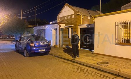 El cuerpo sin vida de Ironici fue hallado en el interior de su vivienda en Pasaje Público al 8100. El cuerpo sin vida de Ironici fue hallado en el interior de su vivienda en Pasaje Público al 8100.