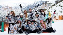 altText(Polémica: una joven se tatuó una frase de su coordinador de viaje de egresados)}