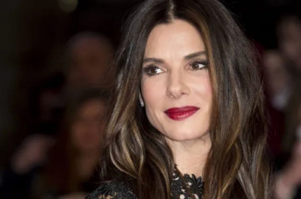 Sandra Bullock vende su espectacular departamento de Los Ángeles por una millonaria cifra.